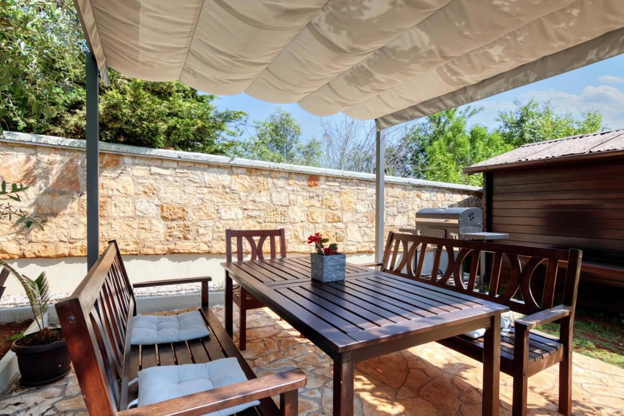 Holiday Home Giardino Marino Pomer Exterior foto